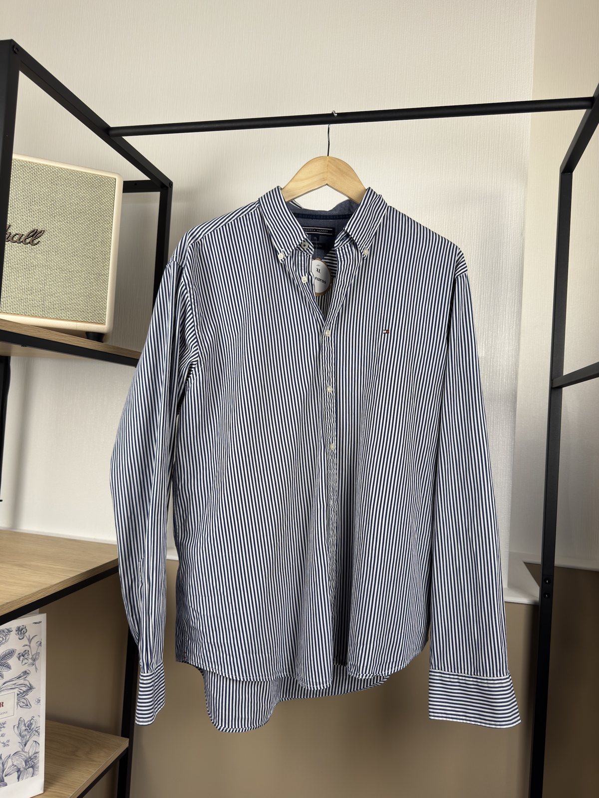 Chemise Tommy Hilfiger rayée bleu et blanc col boutonné